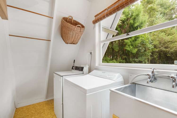 117 Woodlands Park Road Titirangi_20