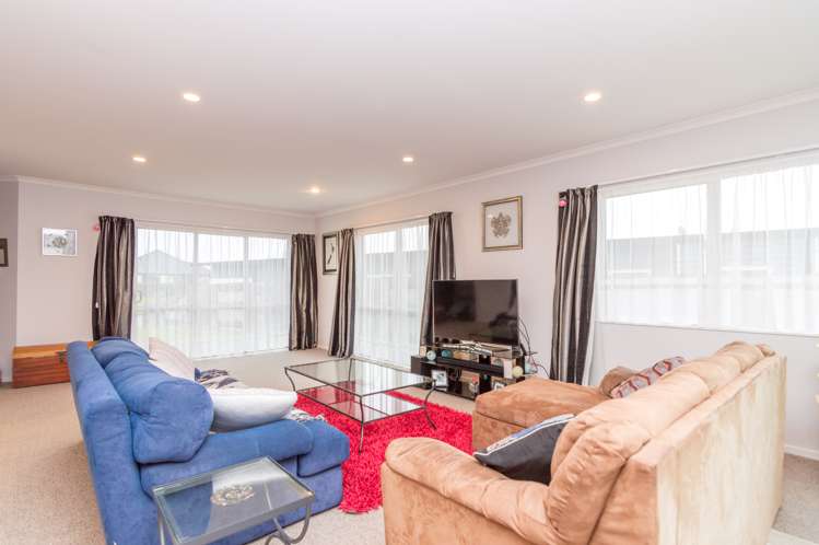 173 Pacific Drive Fitzherbert_9