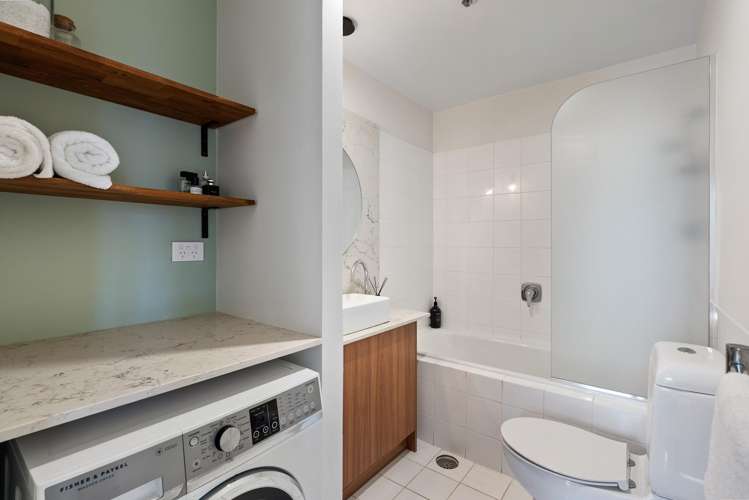 2E/8 Howe Street Freemans Bay_13