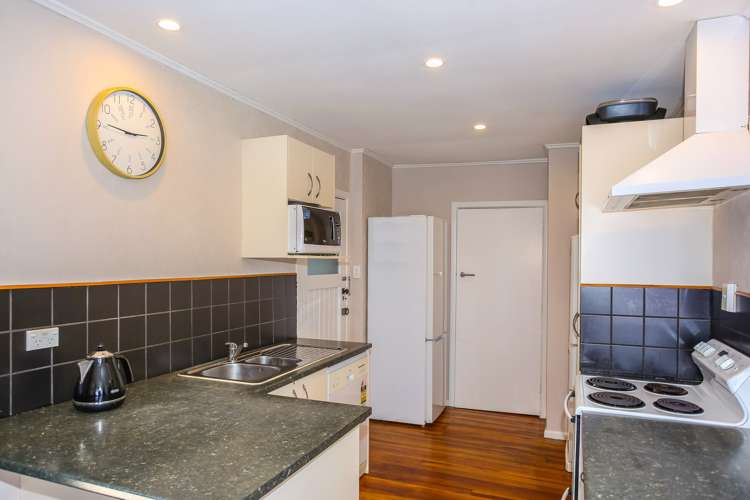 1/90 Kelvin Road Papakura_6