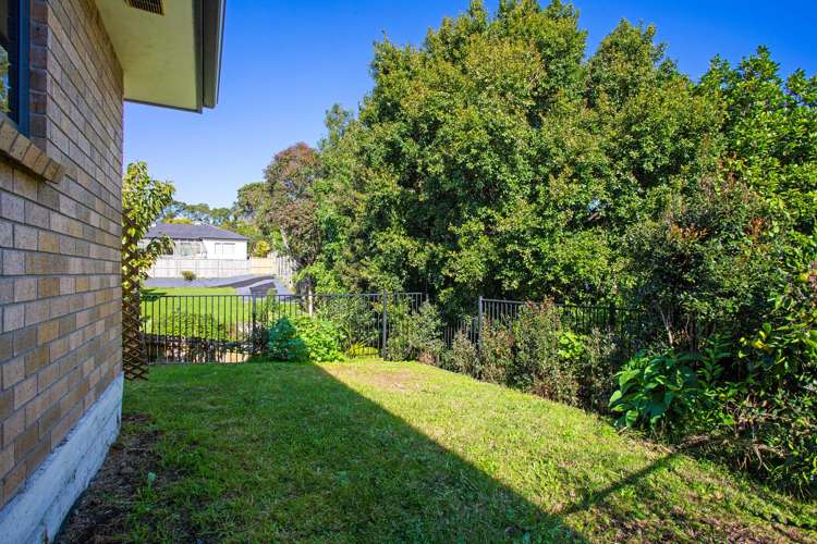 16b Kinross Street Blockhouse Bay_19