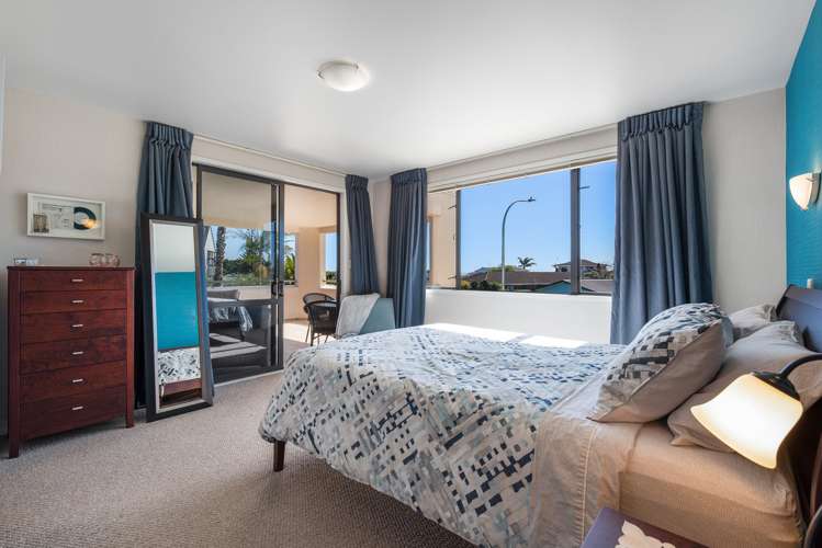 2a/12 Seaway Road Clarks Beach_6