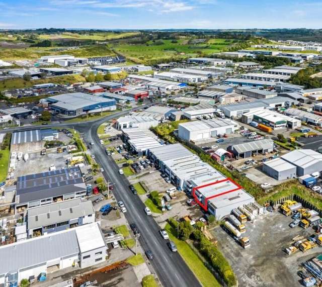 B/8 Forge Road Silverdale - Rodney_1