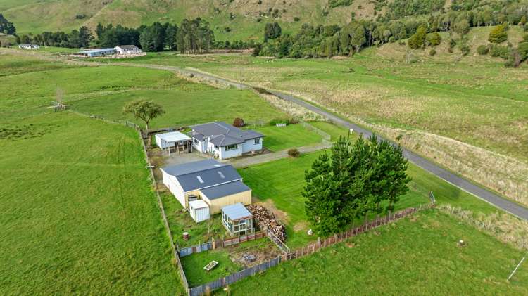 256 Pori Road Pahiatua_22