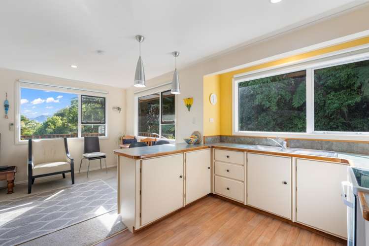 34 McCormicks Road Whatamango Bay_12