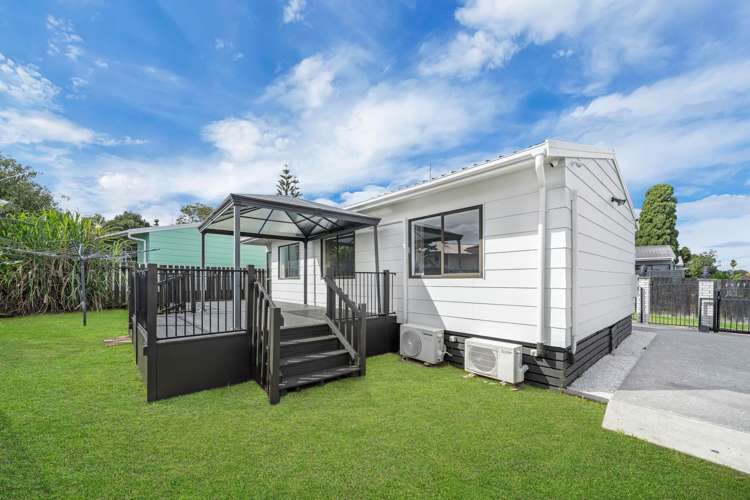 16A Hatherley Place Clendon Park_23