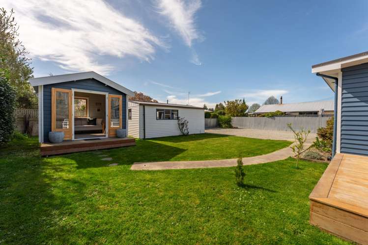 19 Burgess Street Pleasant Point_25