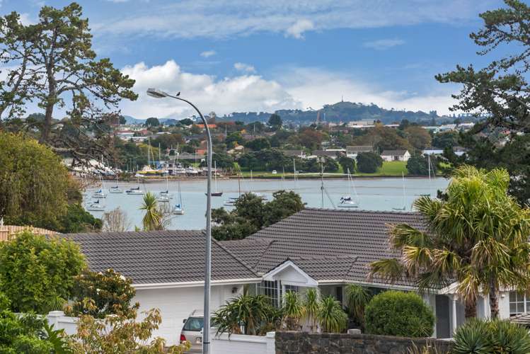 96a Fisher Parade Sunnyhills_13