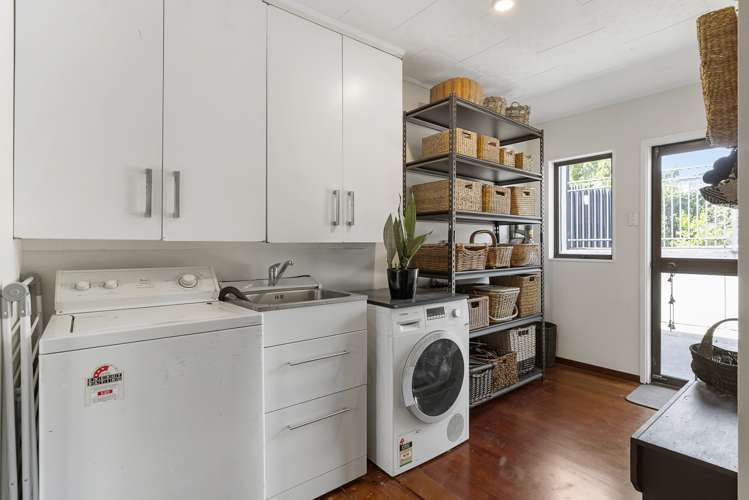 86 Godley Road Green Bay_14