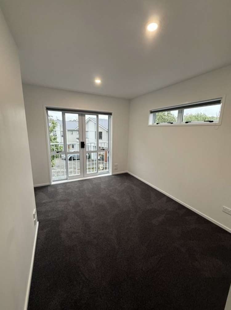 14/30 John Jennings Drive 10862_7