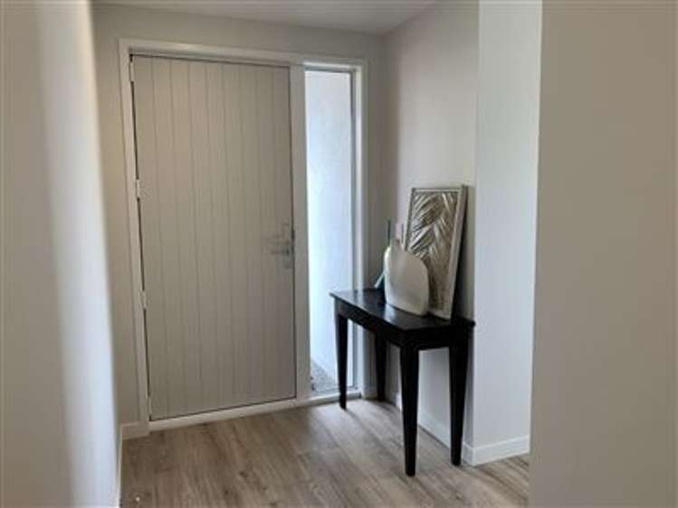 41 Saint Pauls Drive Brookfield_15