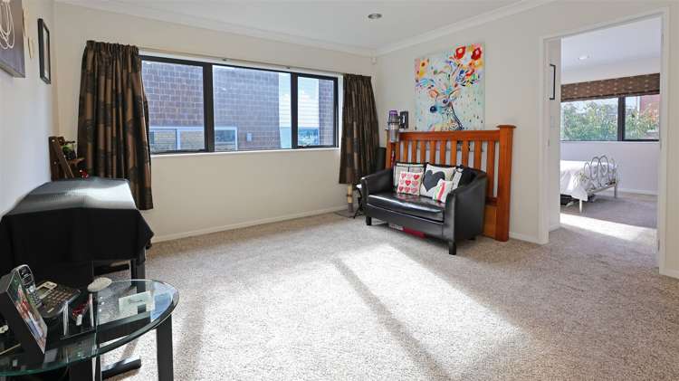 34 Platinum Rise Ranui_14