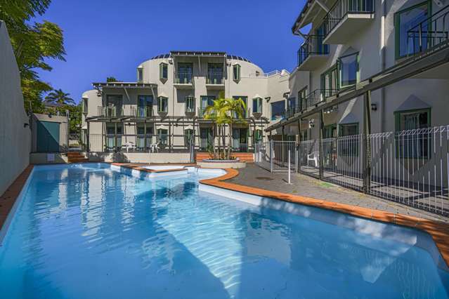 222 Green Lane West Epsom_2