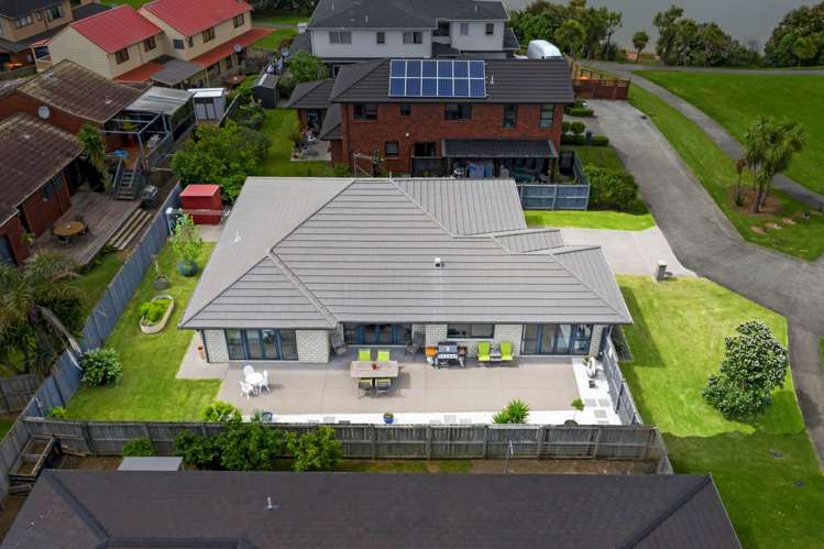 38 Sunningdale Street Wattle Downs_19