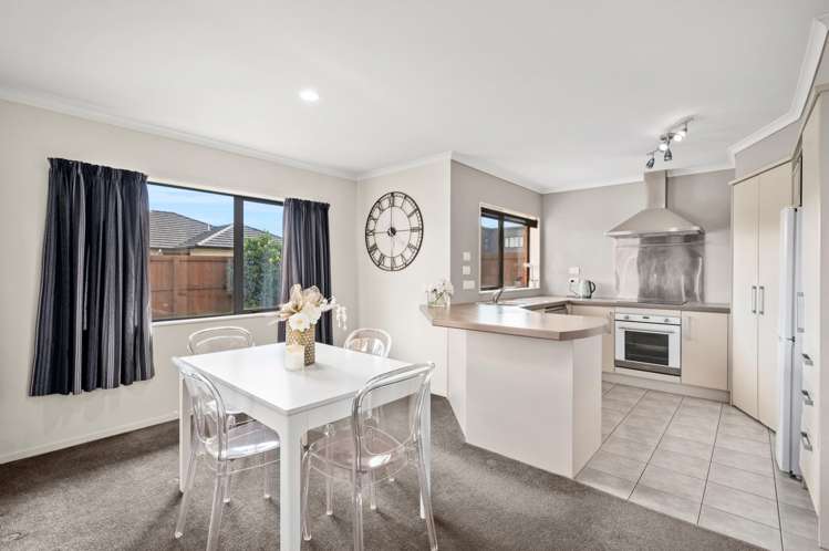 26 Carroll Place Owhata_2