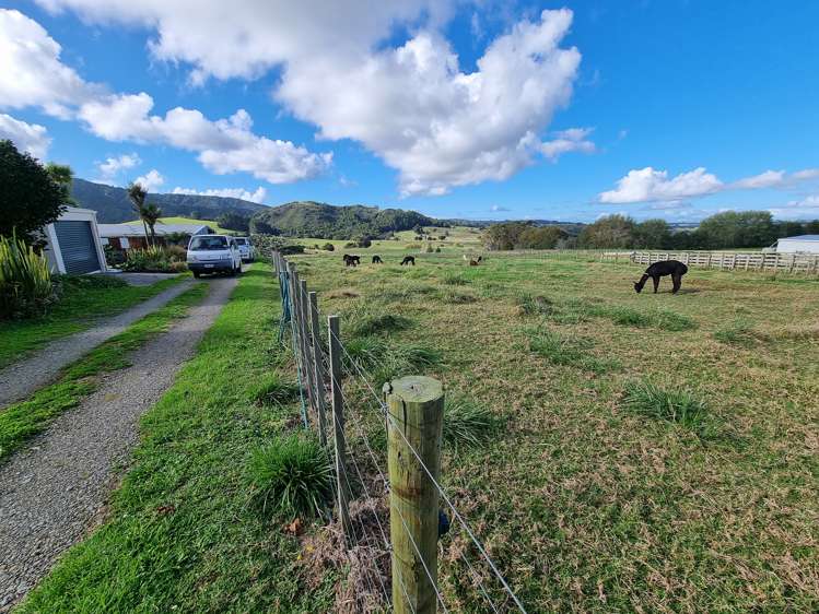 373 Baldrock Road Kaiwaka_12