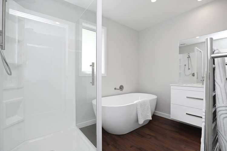 243 Racecourse Road Allenton_26