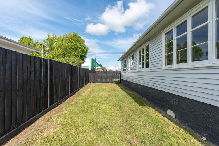 155 Peachgrove Road Hamilton East_14