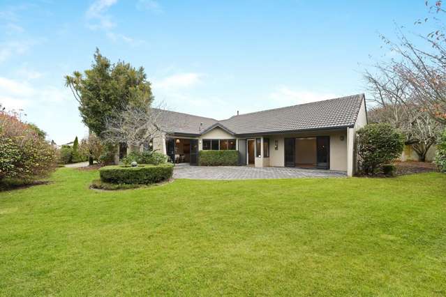 Private, Peaceful & Perfectly Positioned Family Living
