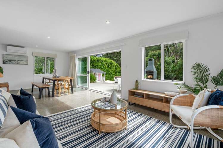 36b Forest Glen Orewa_6