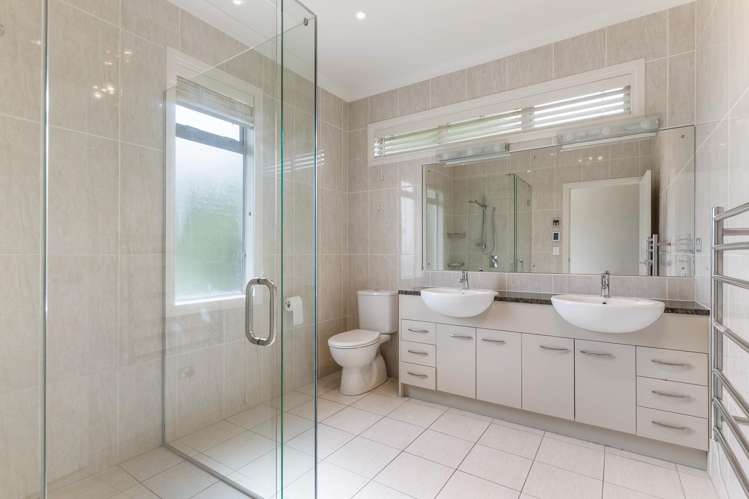 11 Sovereign Street Flat Bush_11