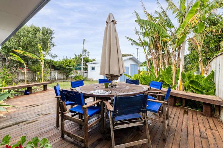 285 Clifton Road Te Awanga_13