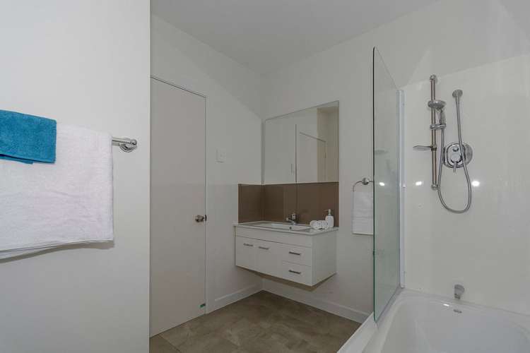 8 Woodglen Road Glen Eden_12