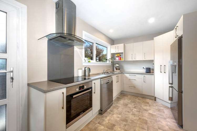 86 Cavendish Road Casebrook_4