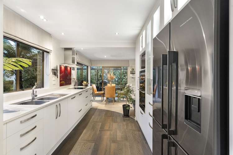 3 Saddleback Rise Murrays Bay_5