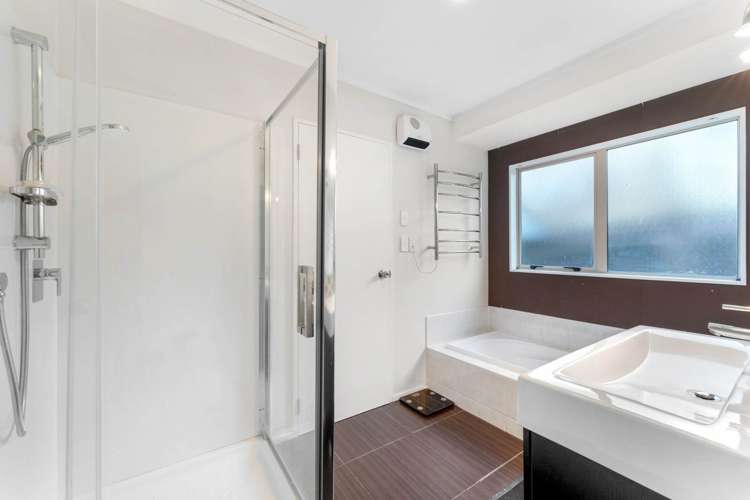 2/3 Alta Terrace Clover Park_10