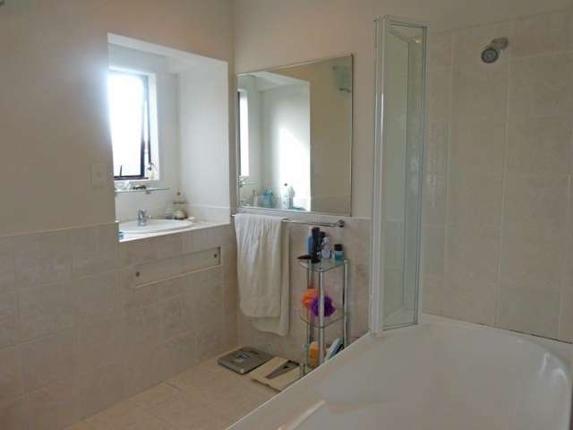 10 Windsor Terrace Taradale_4