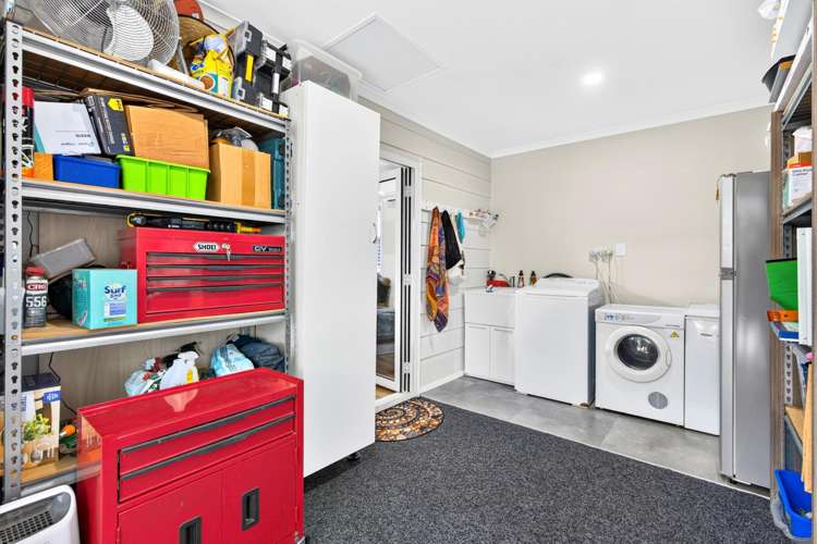 3 Huruhuru Road Massey_24