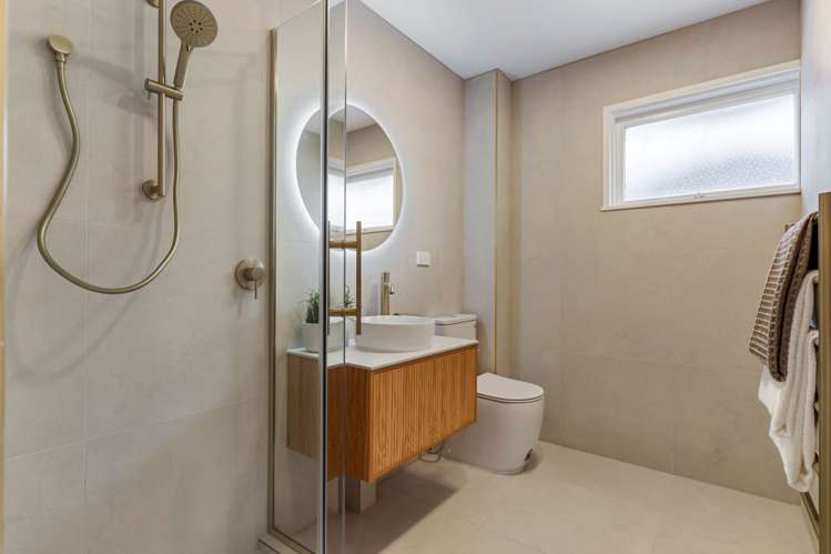 34 Holland Road Hillcrest_23