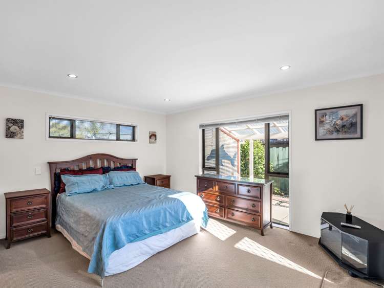21 Saltwood Street Red Beach_17