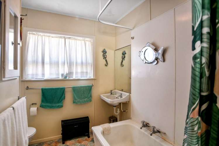 1/68 Seaforth Road Waihi Beach_4