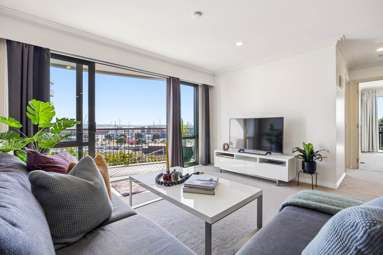 4D/118 Gladstone Road_1