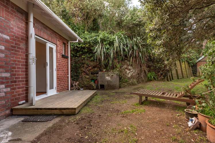 32 Totara Road Miramar_12