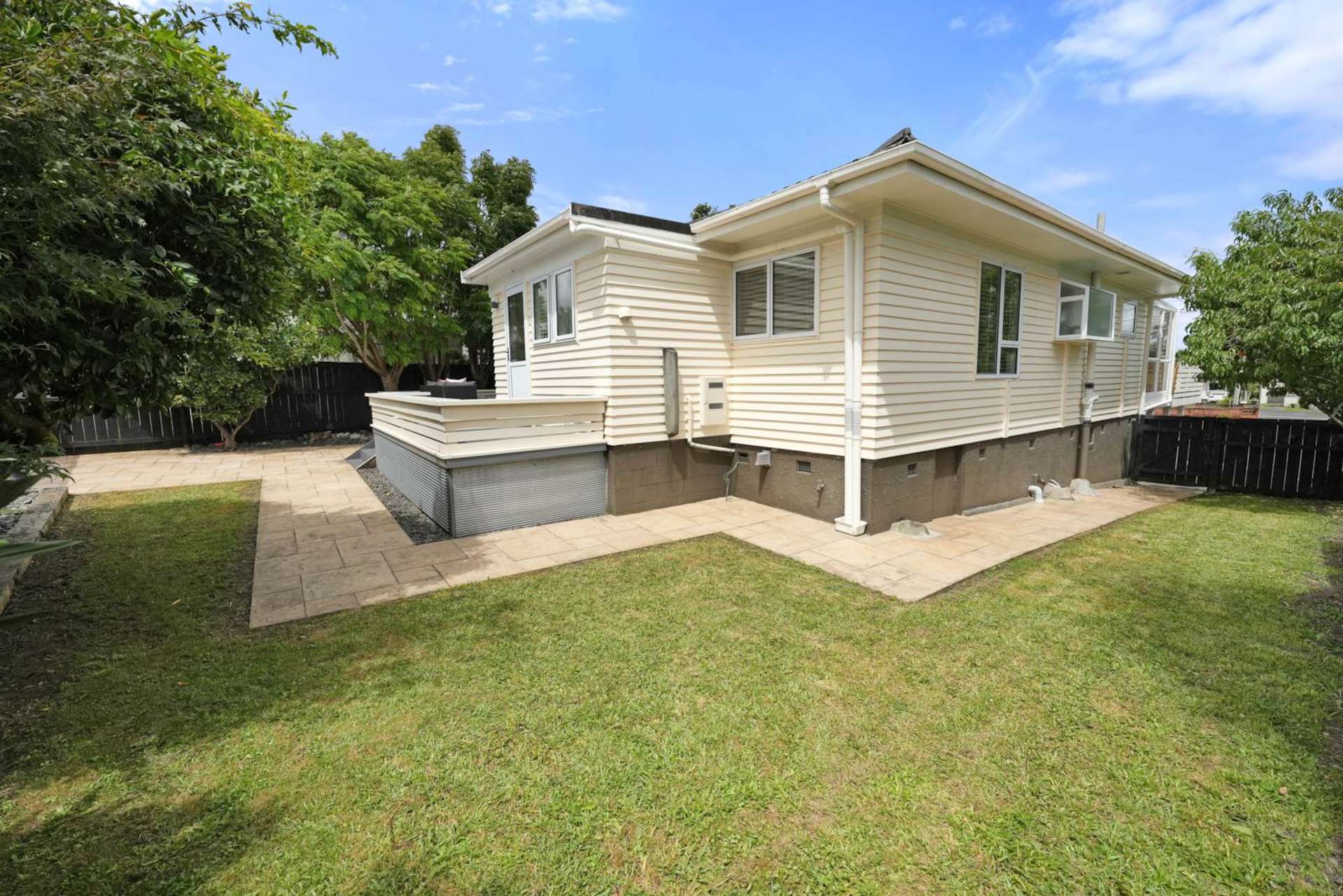 1/29 Gloria Avenue Te Atatu Peninsula_0