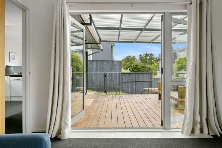 2/3 Peach Grove Taupo_21