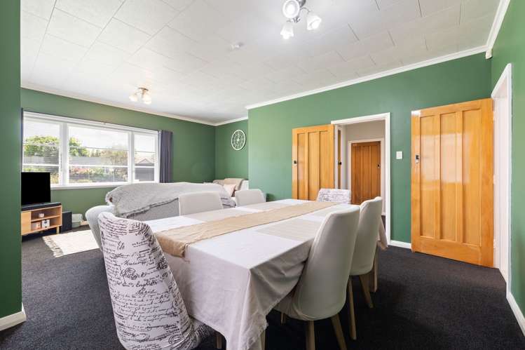 19 Savage Crescent West End_15