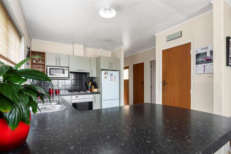 47 Marlborough Crescent Richmond_3