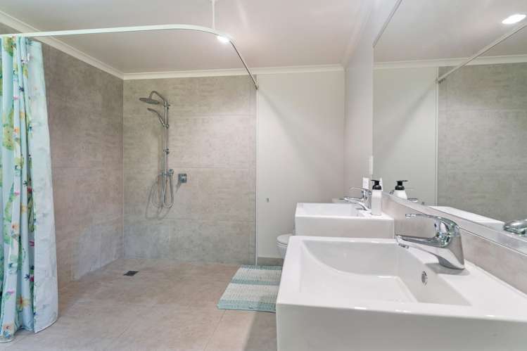 219 Mill Road Otaki_17