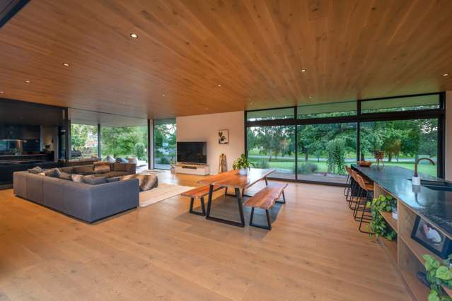 2 Heritage Park Lane Wanaka_3