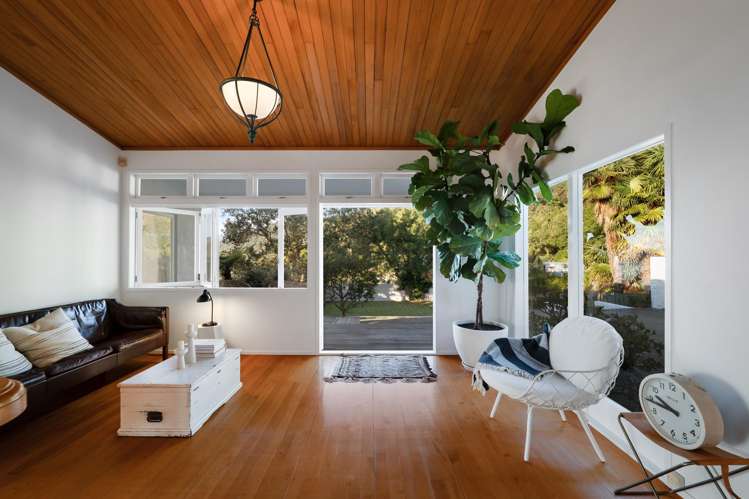 270 Thames Coast Road Thornton Bay_13