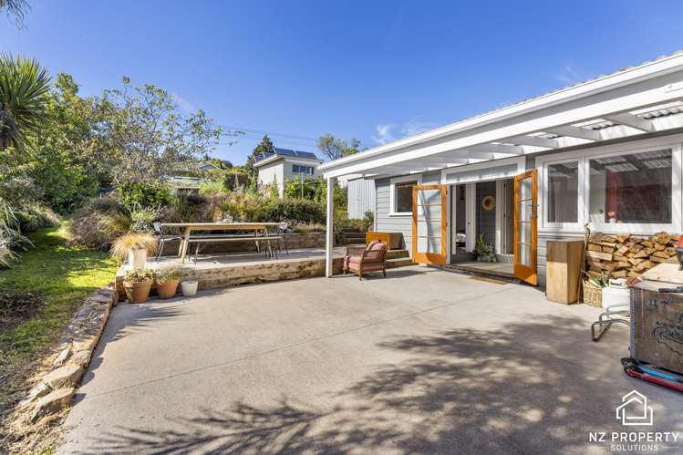 18 Royston Street North East Valley_18