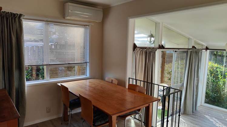 27 Cheval Drive Totara Vale_10
