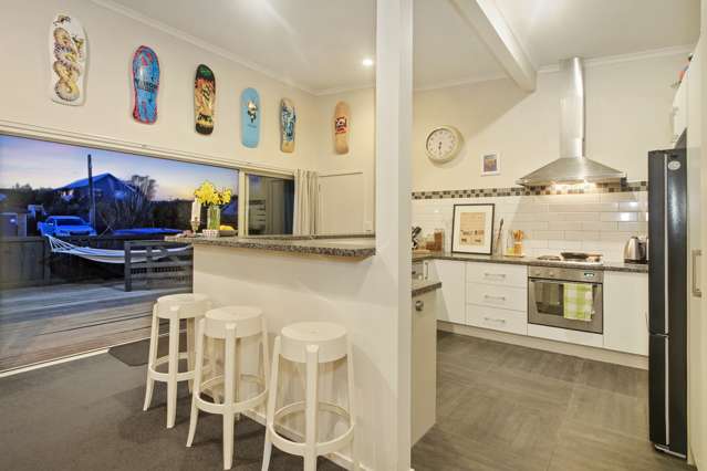 9 Keven Road Clarks Beach_4