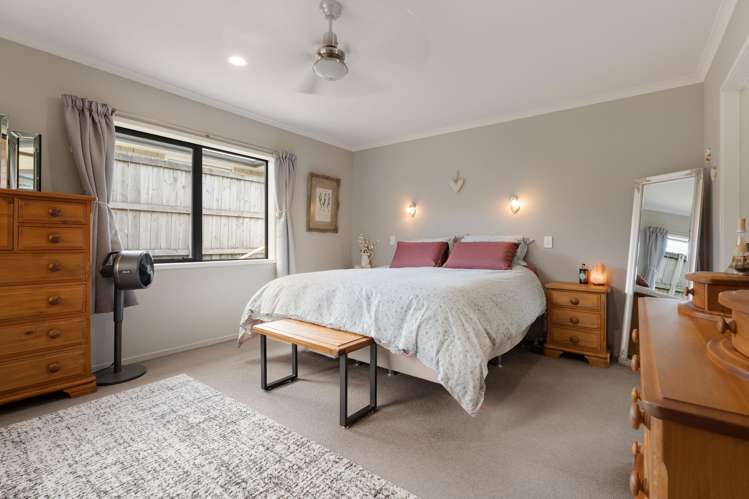 4 Gina Way Welcome Bay_8