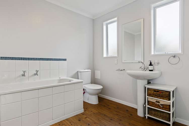 3 Holton Road Amberley_11