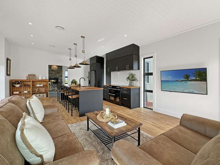 8 Broadleaf Way Kinloch_17